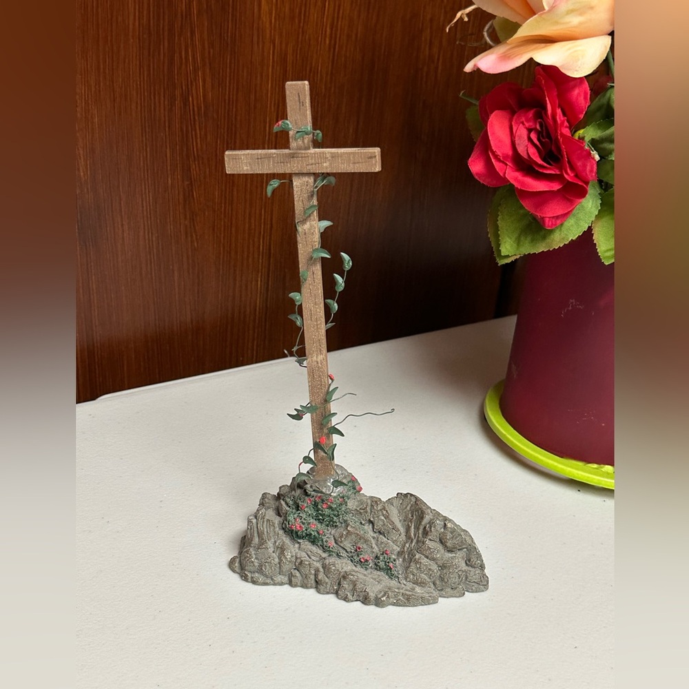 Thomas Kinkade sunrise cross figure
